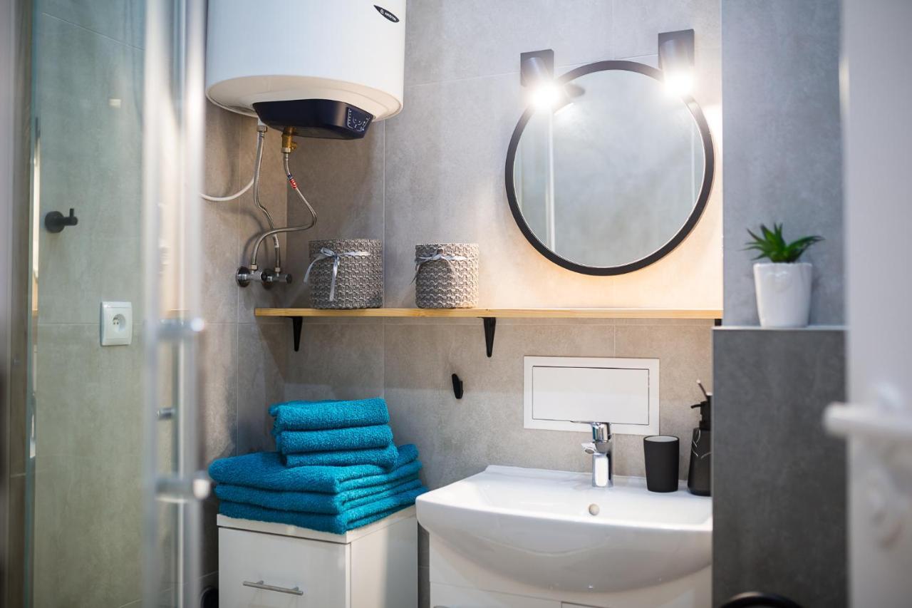 Apartament Na Plantach Apartment Lesko Ngoại thất bức ảnh