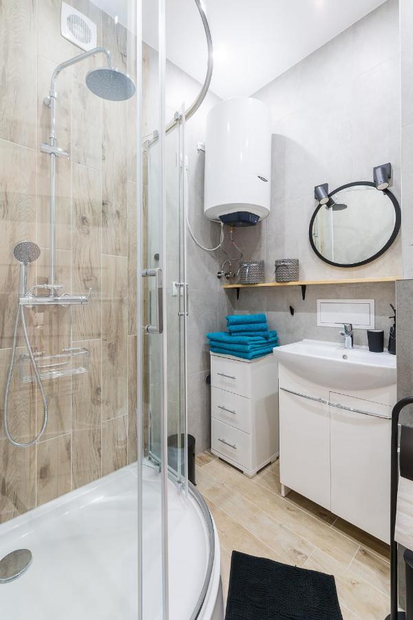 Apartament Na Plantach Apartment Lesko Ngoại thất bức ảnh