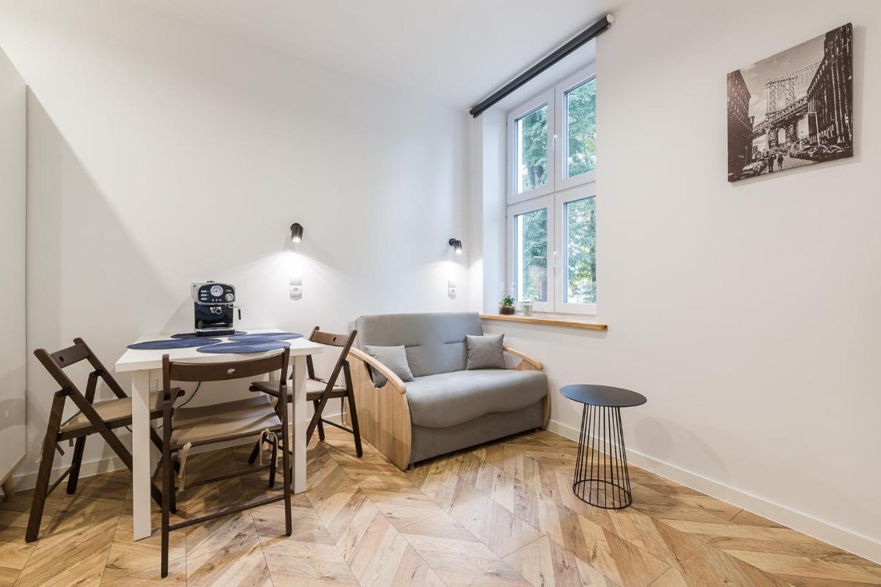 Apartament Na Plantach Apartment Lesko Ngoại thất bức ảnh